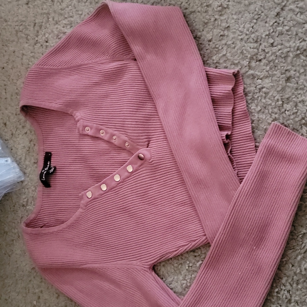 Pink short cut top